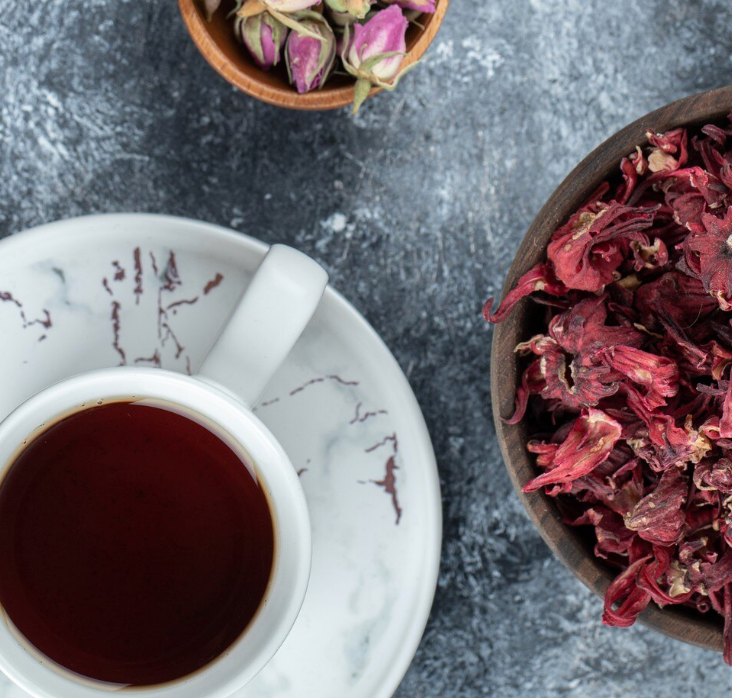 Roos, Hibiscus & Moerbei Thee